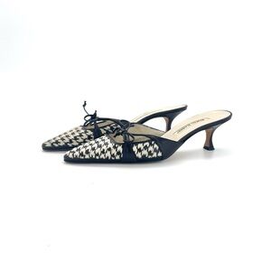Vintage Manolo Blahnik Bow Houndstooth Kitten Heel Pointed Toe Mules 38
